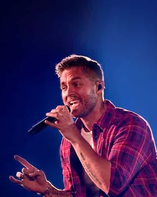 Brett Young Seattle