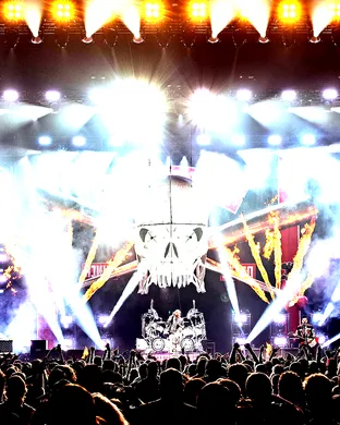 Five Finger Death Punch Auburn